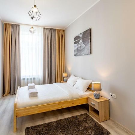 Alfa Apartments Chornovola Lviv Ngoại thất bức ảnh