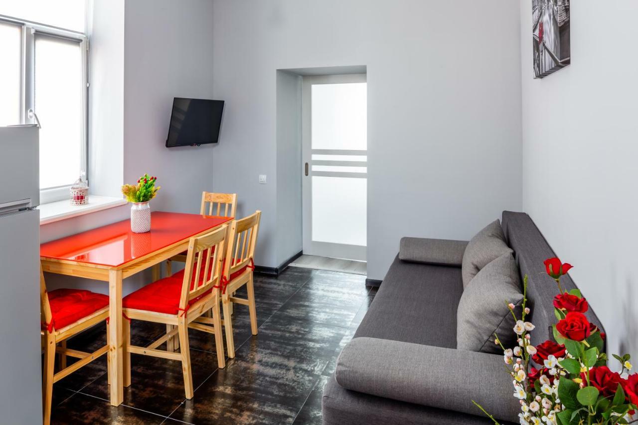 Alfa Apartments Chornovola Lviv Ngoại thất bức ảnh